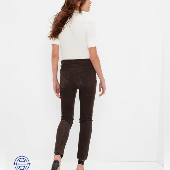 NWT Gap corduroy pants, size 24, color ‘brown noir’. - Picture 2 of 4